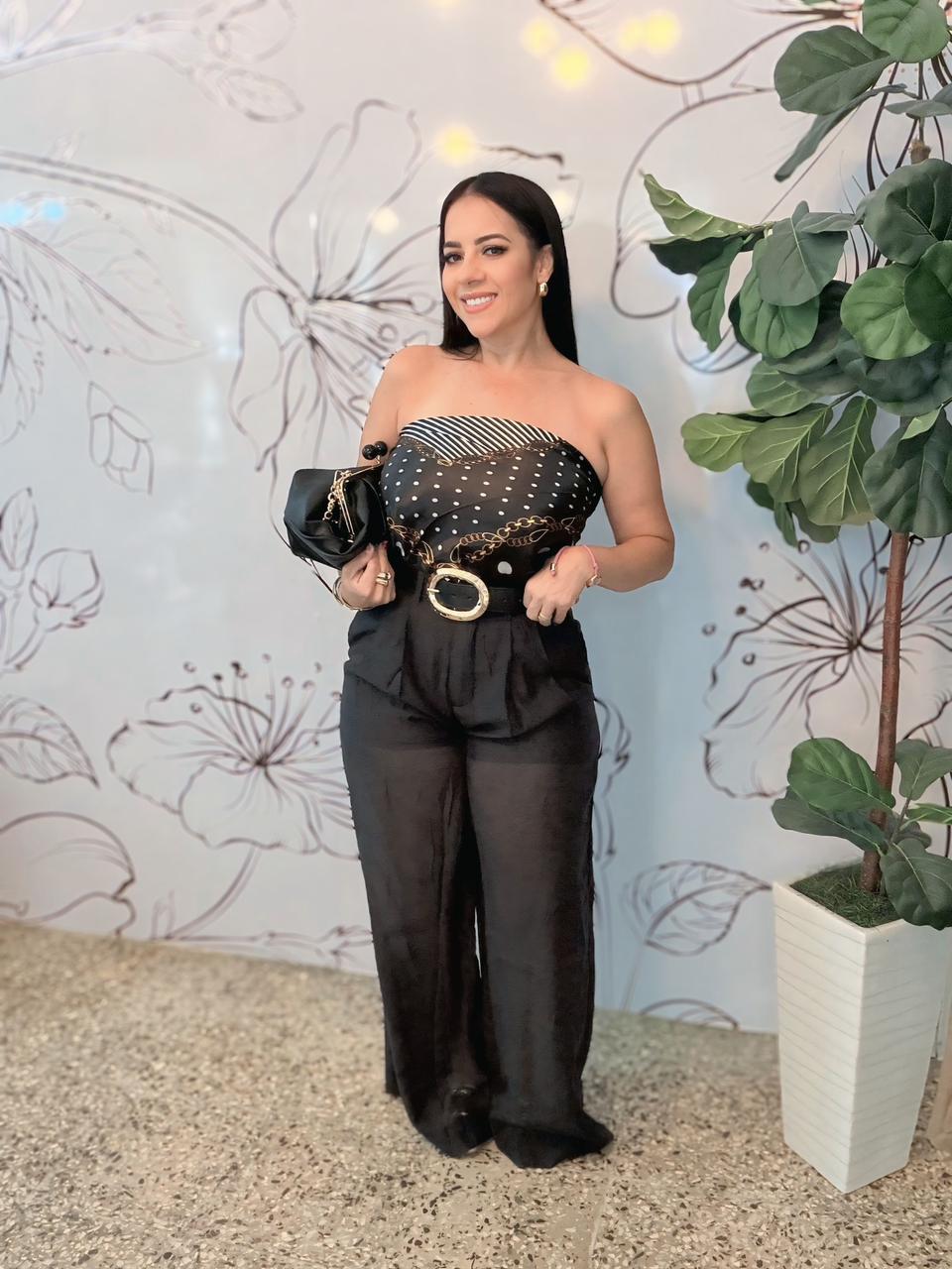 Black pant with belt