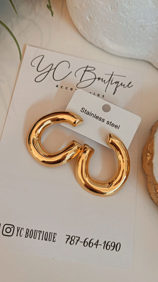 Golden Horseshoe Hoops